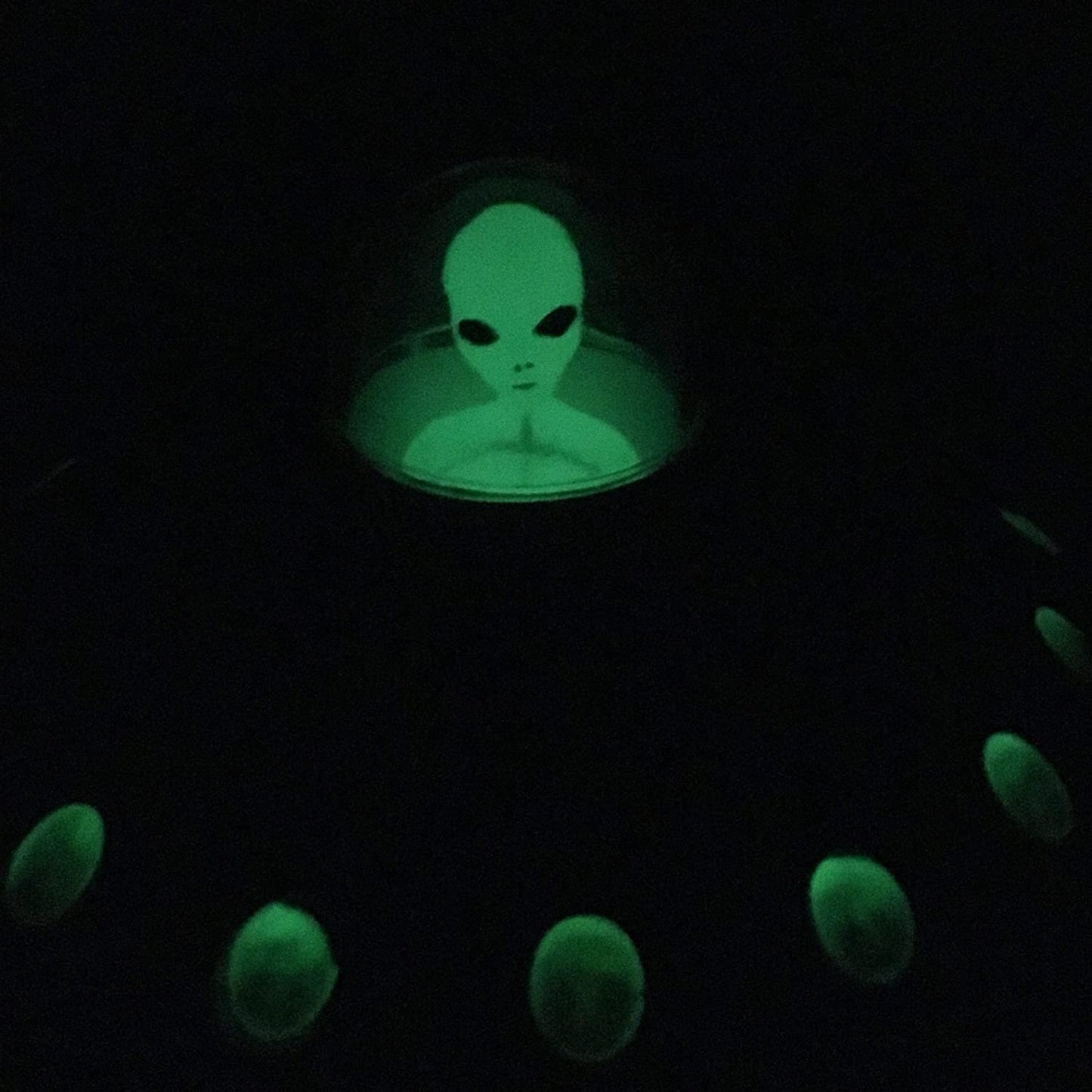 UFO Saucer Alien Toy - Glowing Aliens Included