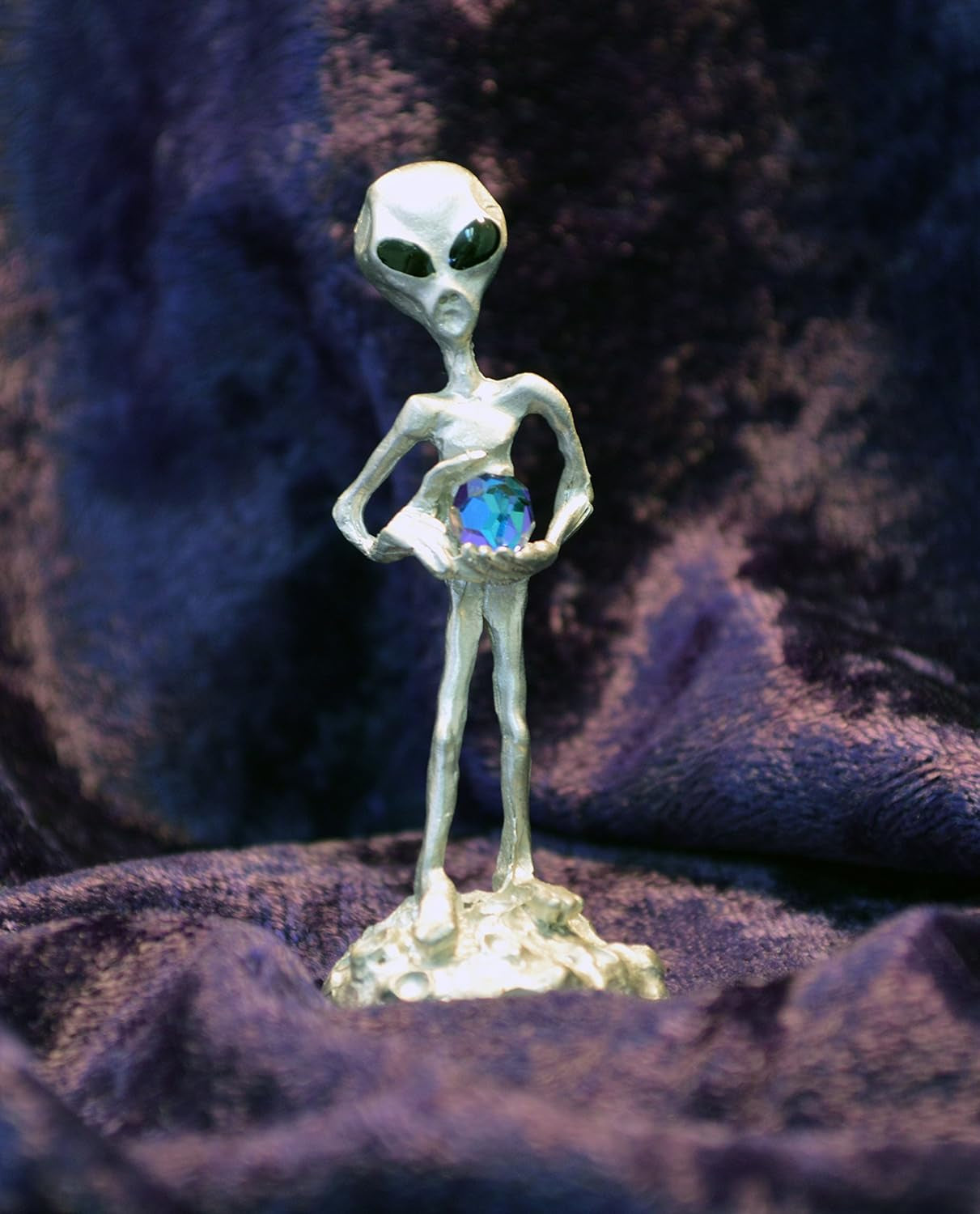 Alien Holding Crystals - Handmade Alien Statue