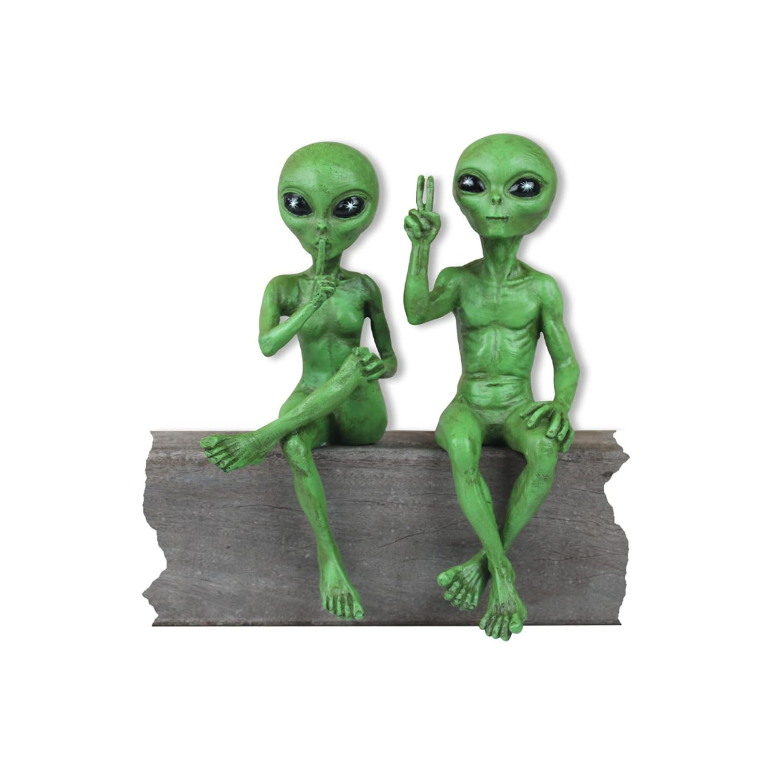 Alien Statue - "Peace & Quiet" Garden Figurine Set