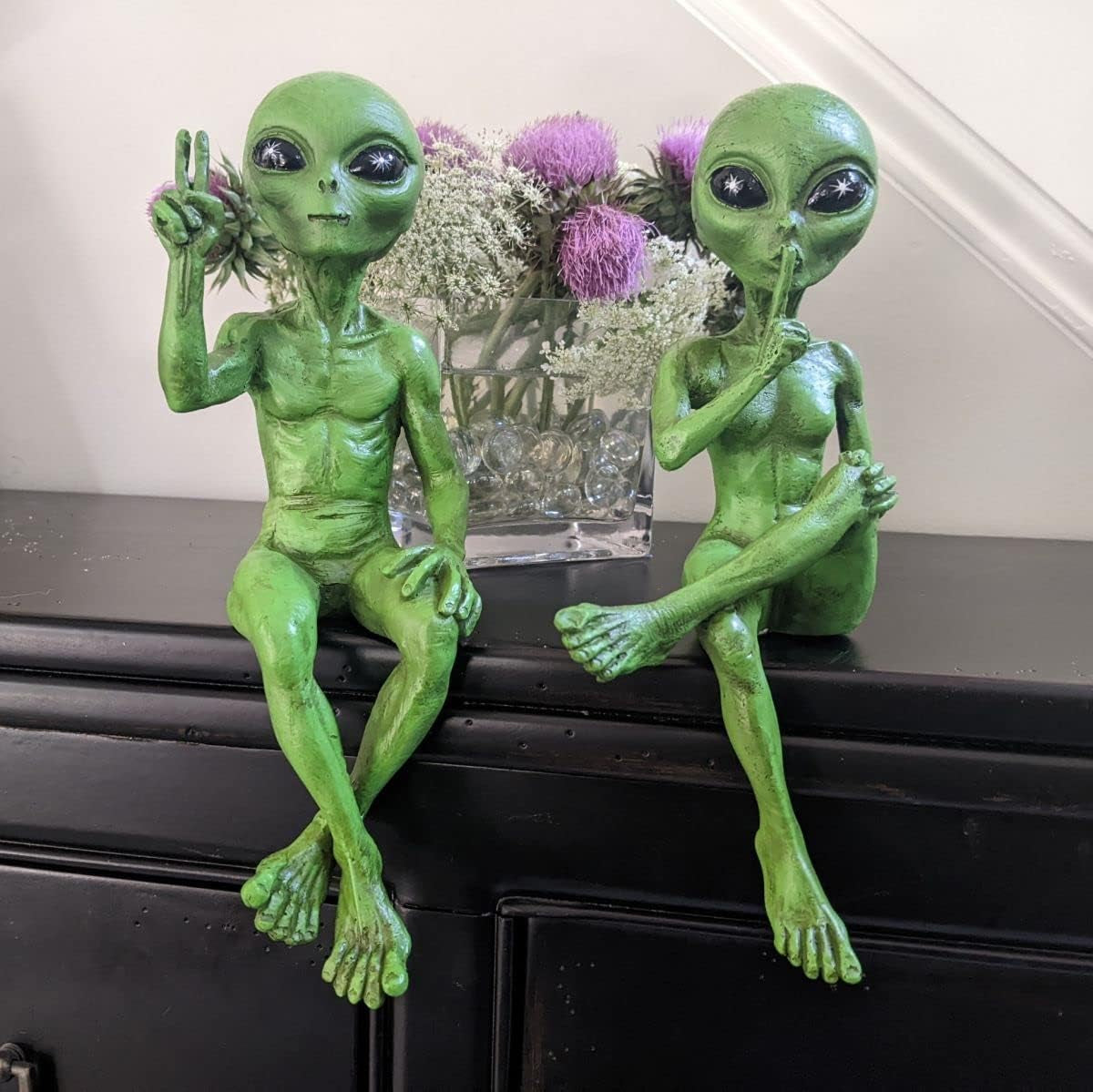 Alien Invasion Ledge Loungers “Peace & Quiet” 10″ H UFO Extraterrestrial Garden Alien Statues Figurine Set – Cosmic Green