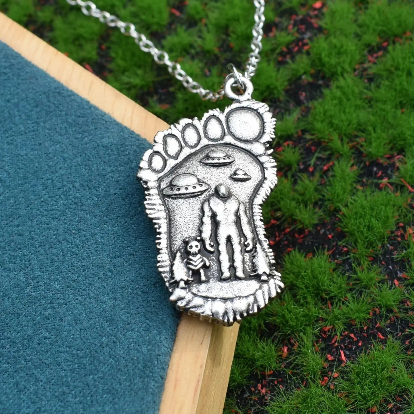 Guardians of the Unknown: Bigfoot & Alien Cosmic Pact Necklace